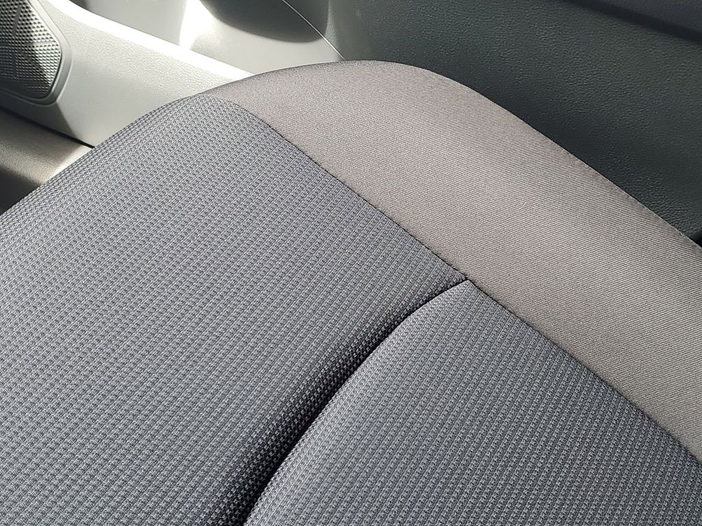 2025 Toyota RAV4 Hybrid LE photo 22