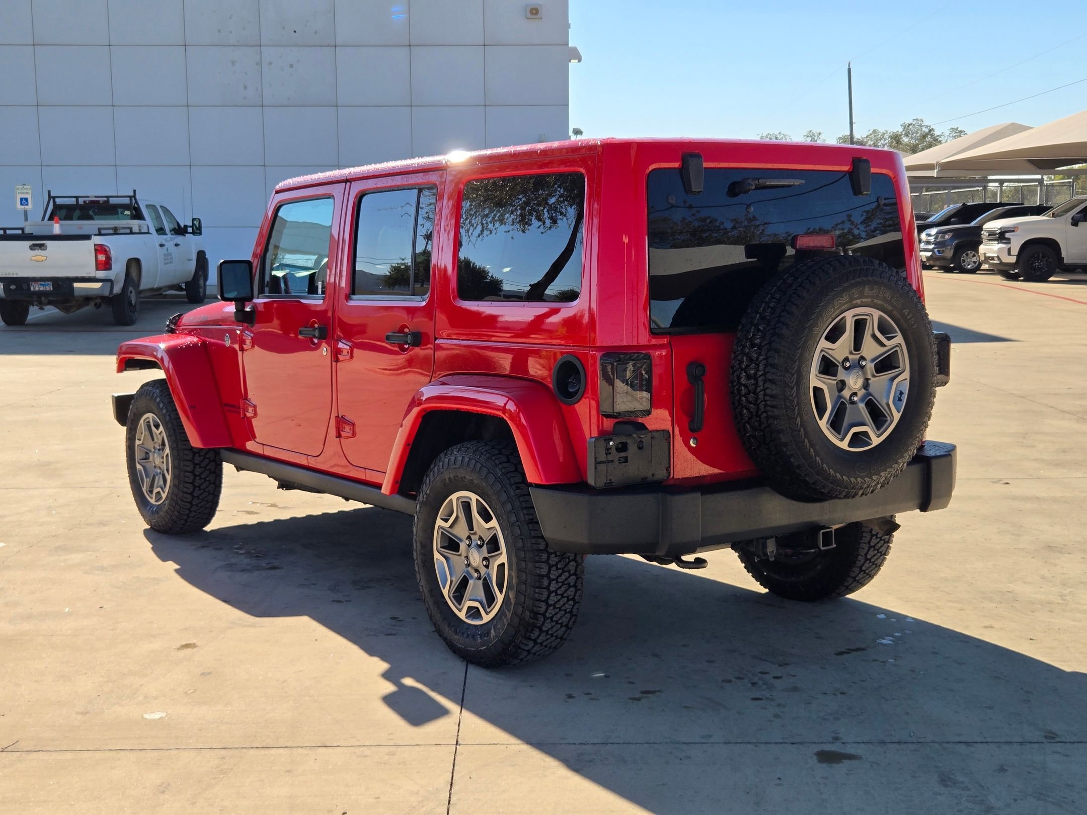 2016 Jeep Wrangler Unlimited Rubicon High Tide photo 3