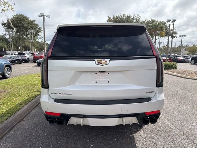 2023 Cadillac Escalade ESV photo 4