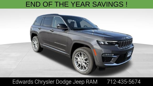 2025 Jeep Grand Cherokee Summit's photo