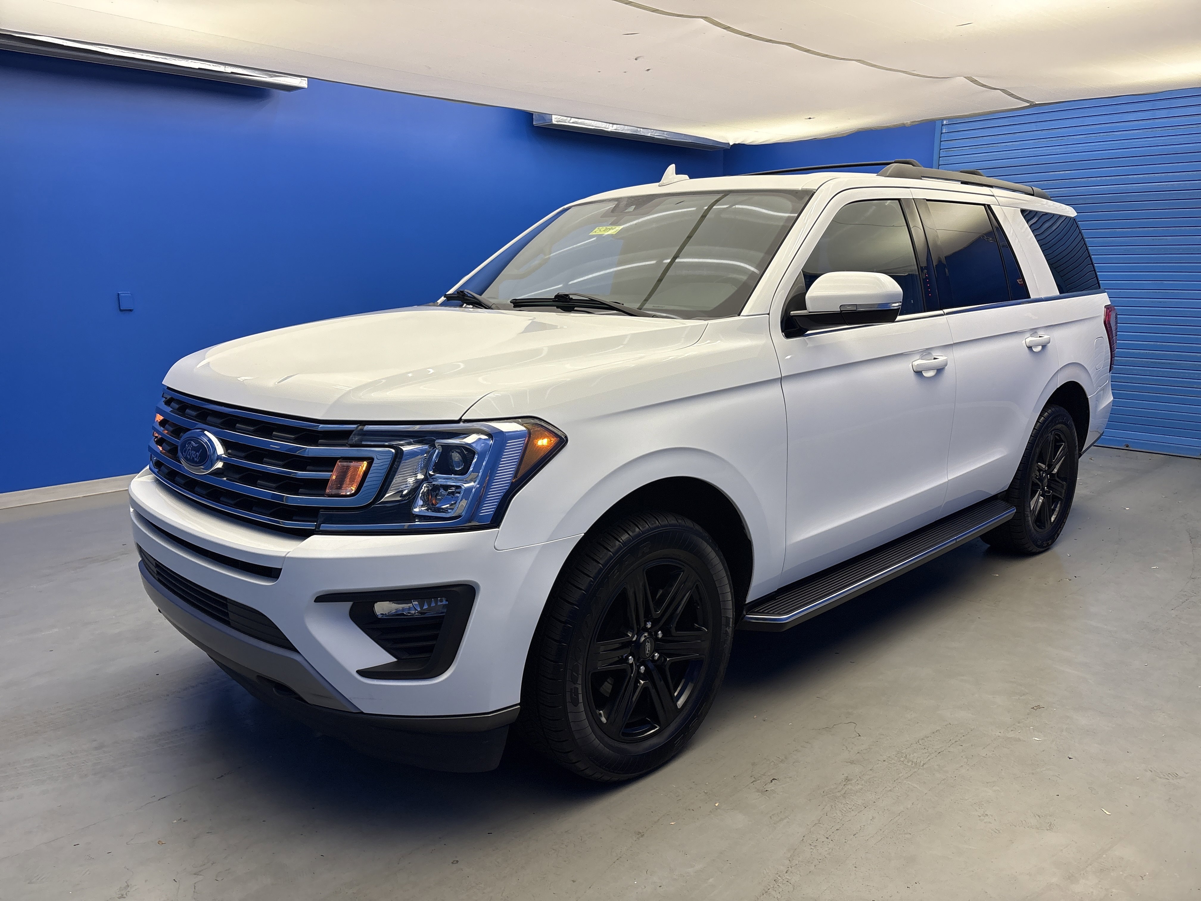 2021 Ford Expedition XLT photo 3