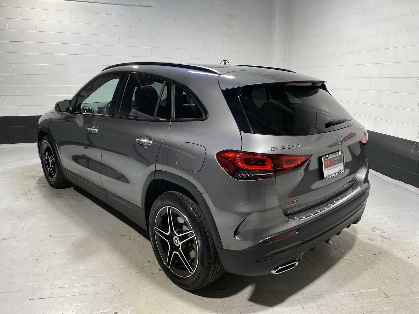 2022 Mercedes Benz GLA 250 4MATIC photo 4