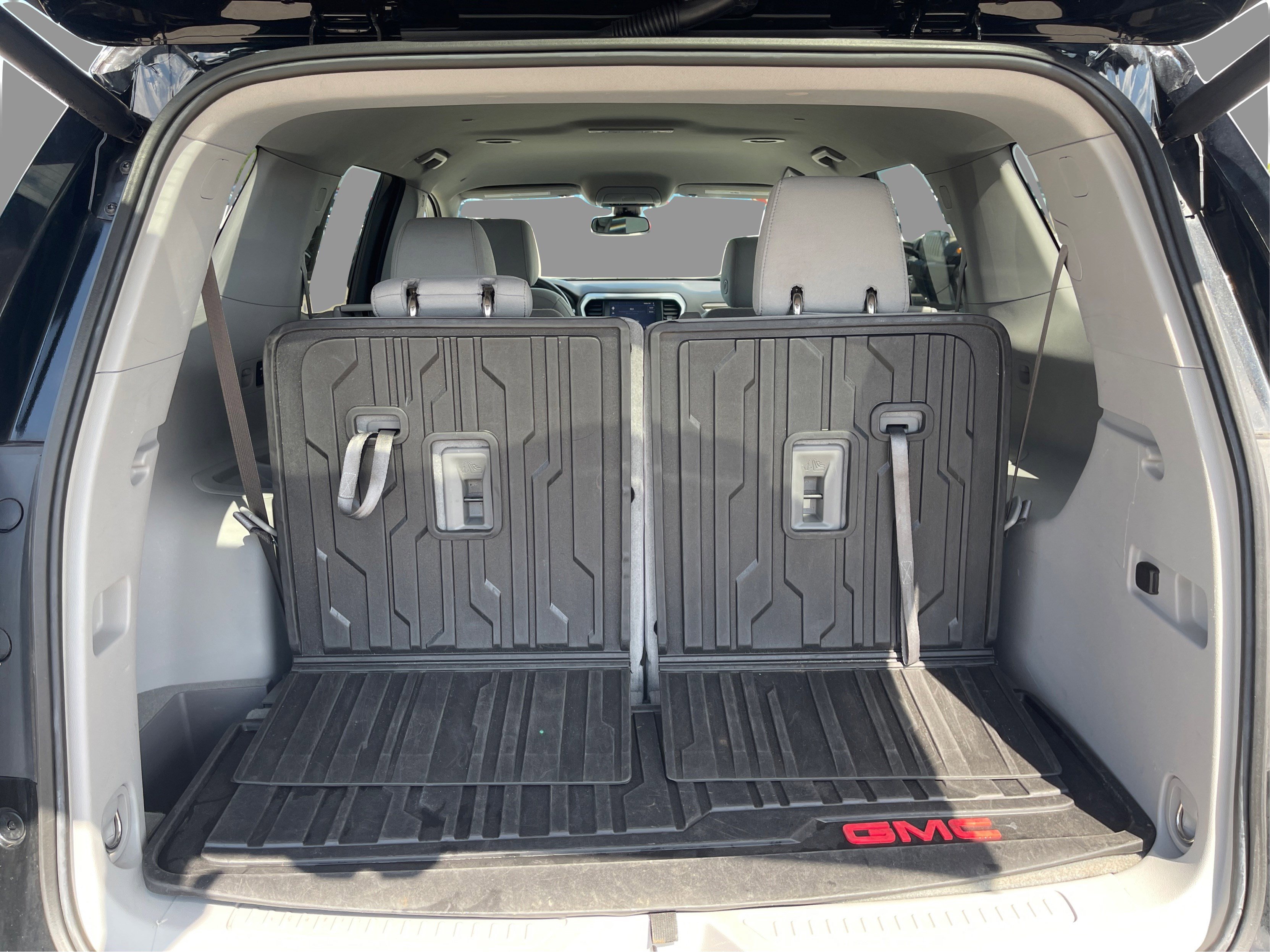 2023 Gmc Acadia SLE photo 3