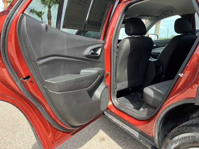 2024 Chevrolet Trax LT photo 25