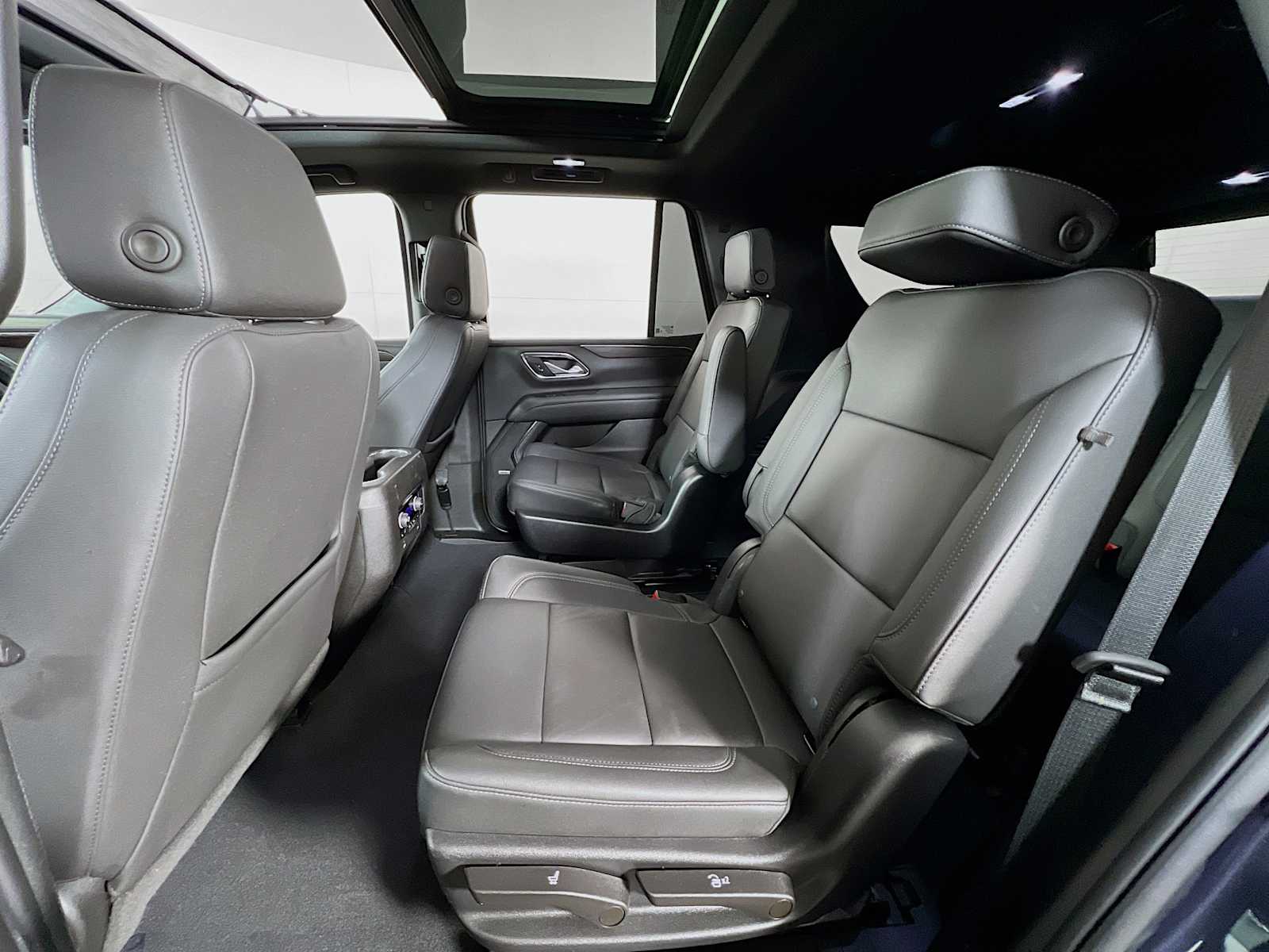 2022 Chevrolet Tahoe Z71 photo 21
