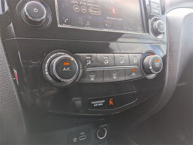 2020 Nissan Rogue Sport S photo 18