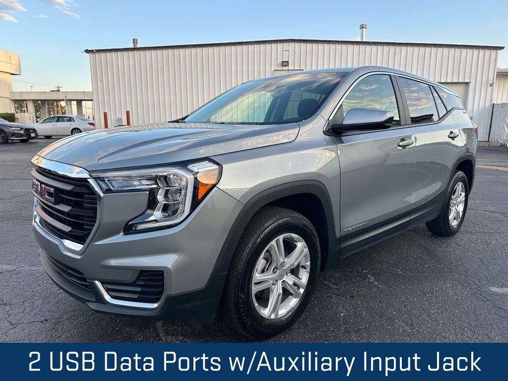 2024 Gmc Terrain SLE photo 4