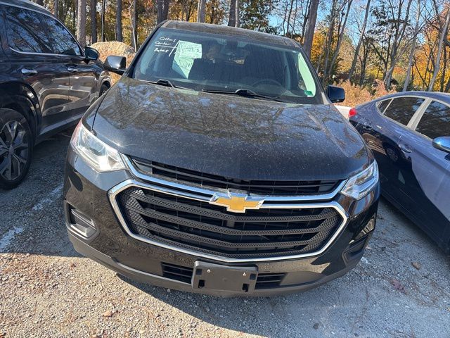 2019 Chevrolet Traverse LS photo 3