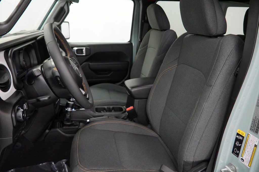 2024 Jeep Wrangler Sport S photo 14