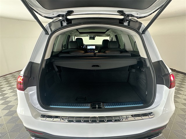 2026 Mercedes Benz GLS 450 4MATIC photo 25