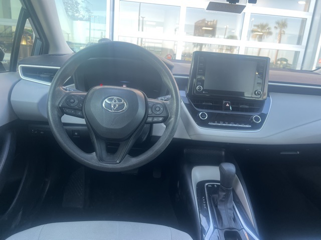 2022 Toyota Corolla Hybrid LE photo 16