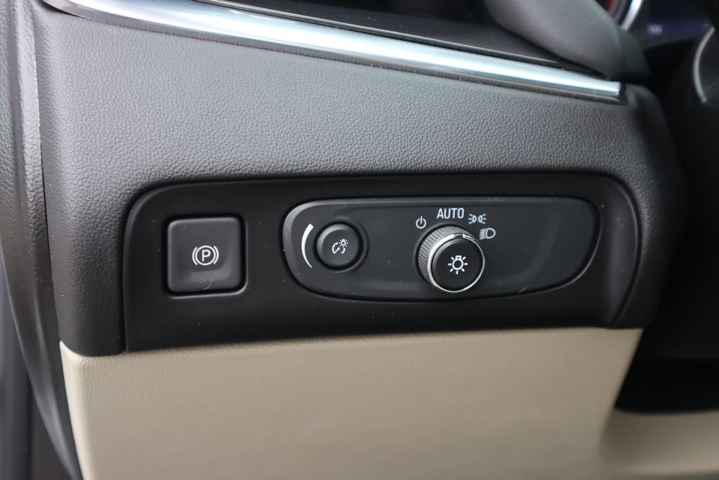 2021 Buick Enclave Essence photo 10