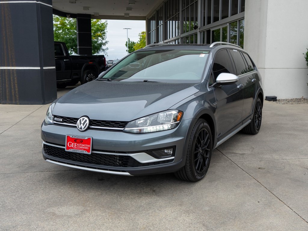 2019 Volkswagen Golf Alltrack TSI SE photo 3
