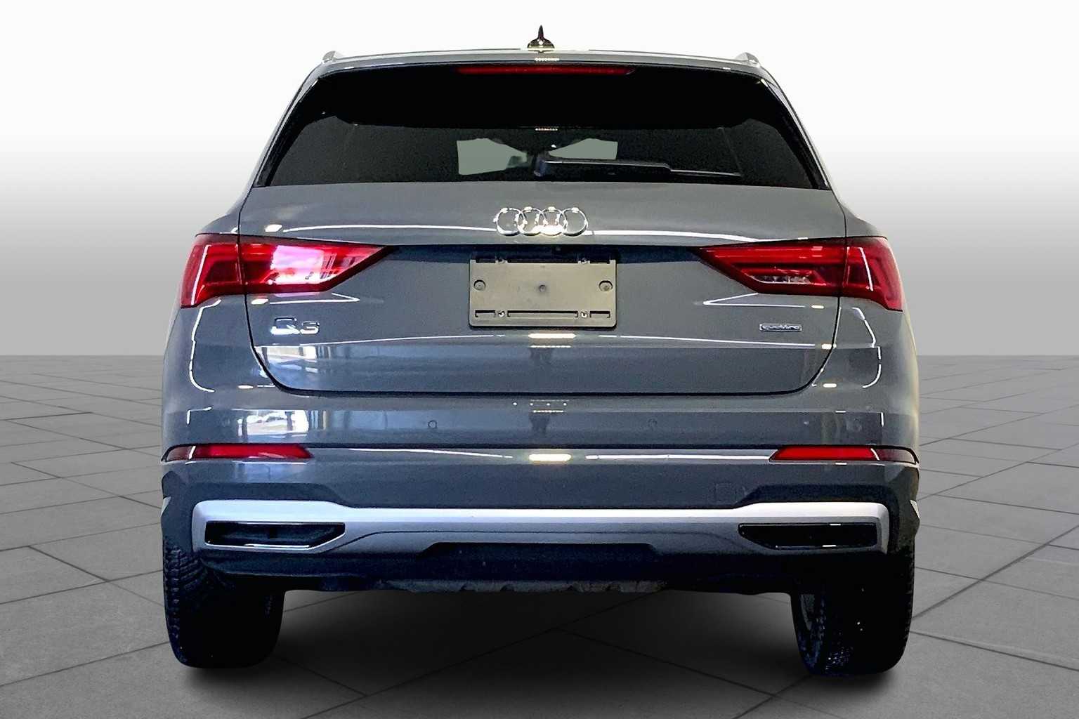 2020 Audi Q3 Premium photo 3