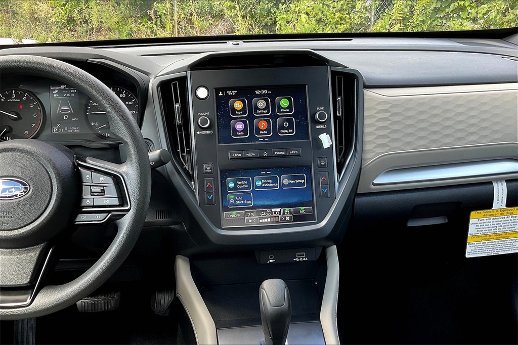 2025 Subaru Forester Base photo 4