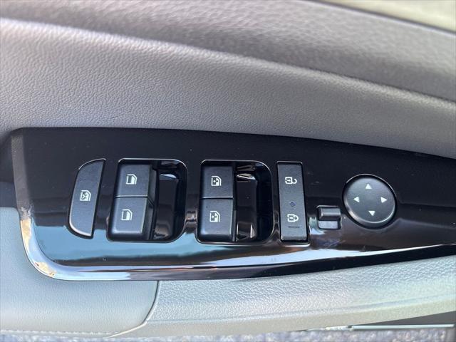 2025 Kia Sportage Plug-In Hybrid X-Line Prestige photo 4