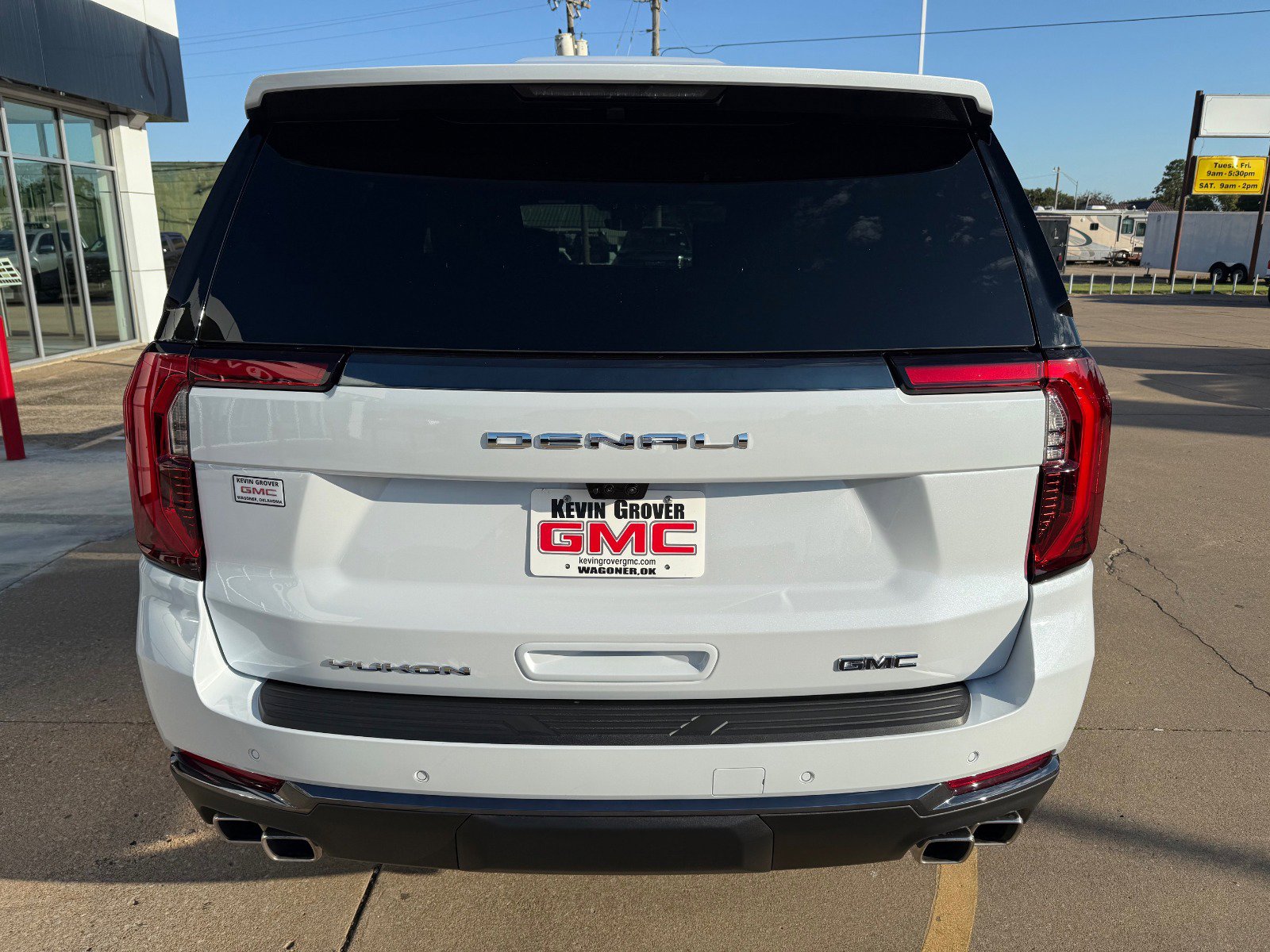 2026 Gmc Yukon XL Denali Ultimate photo 2