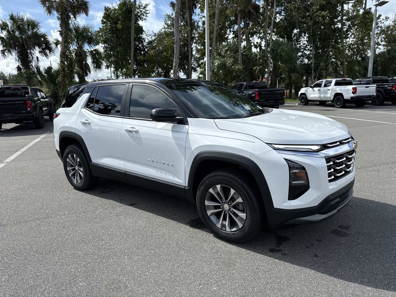 2026 Chevrolet Equinox LT's photo