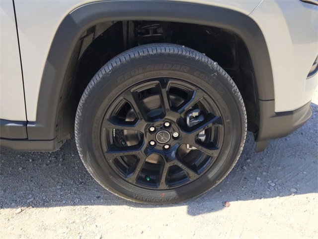 2026 Jeep Compass Latitude Altitude photo 31