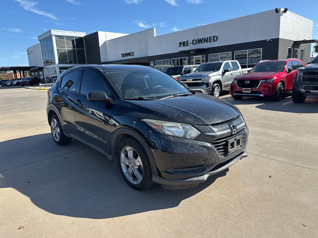 2016 Honda HR-V LX photo 3