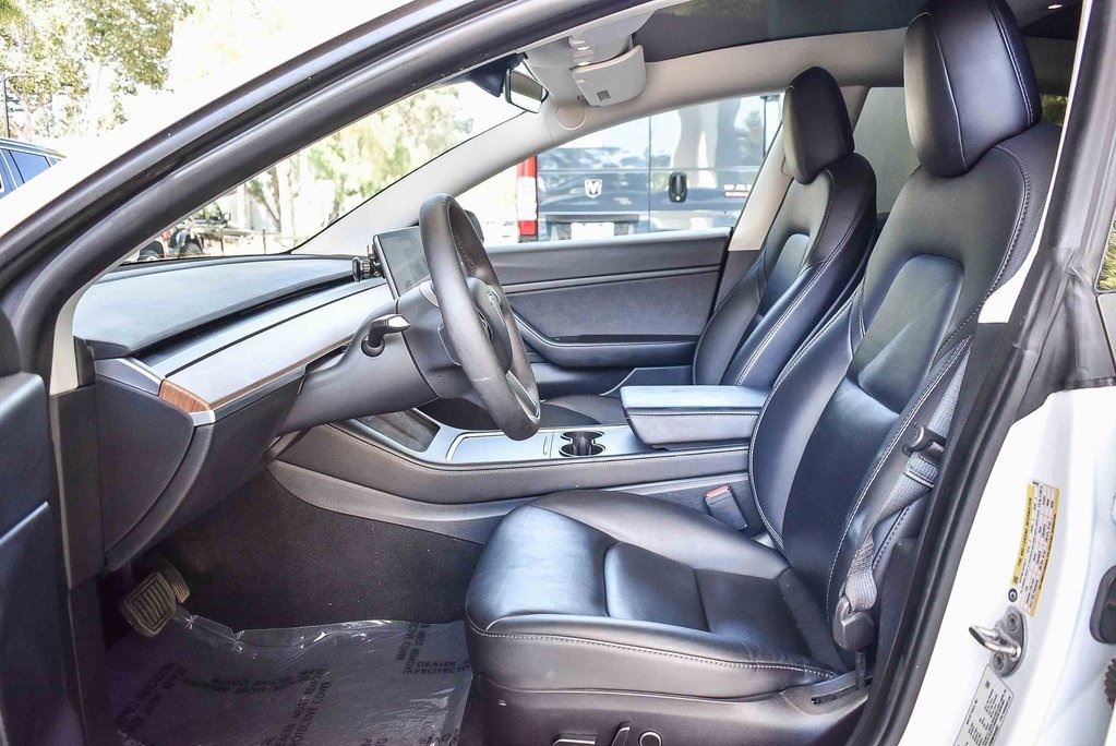 2021 Tesla Model 3 Long Range photo 11