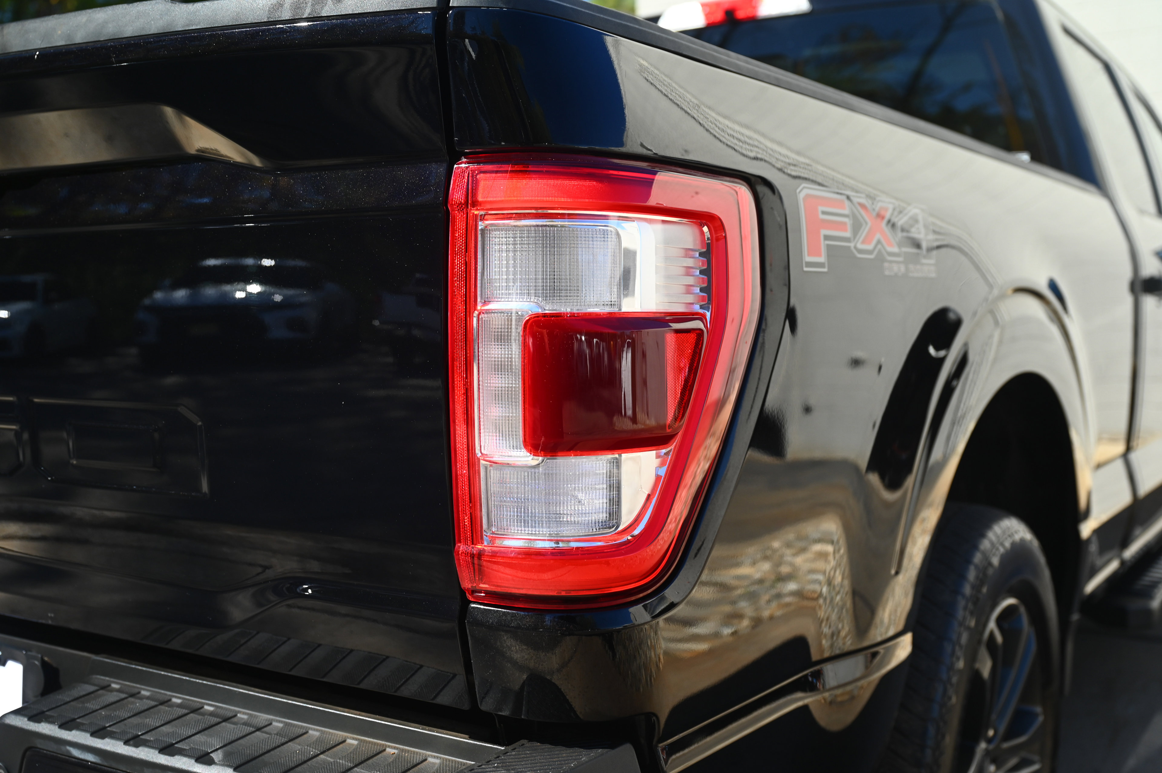 2021 Ford F-150 Lariat photo 8