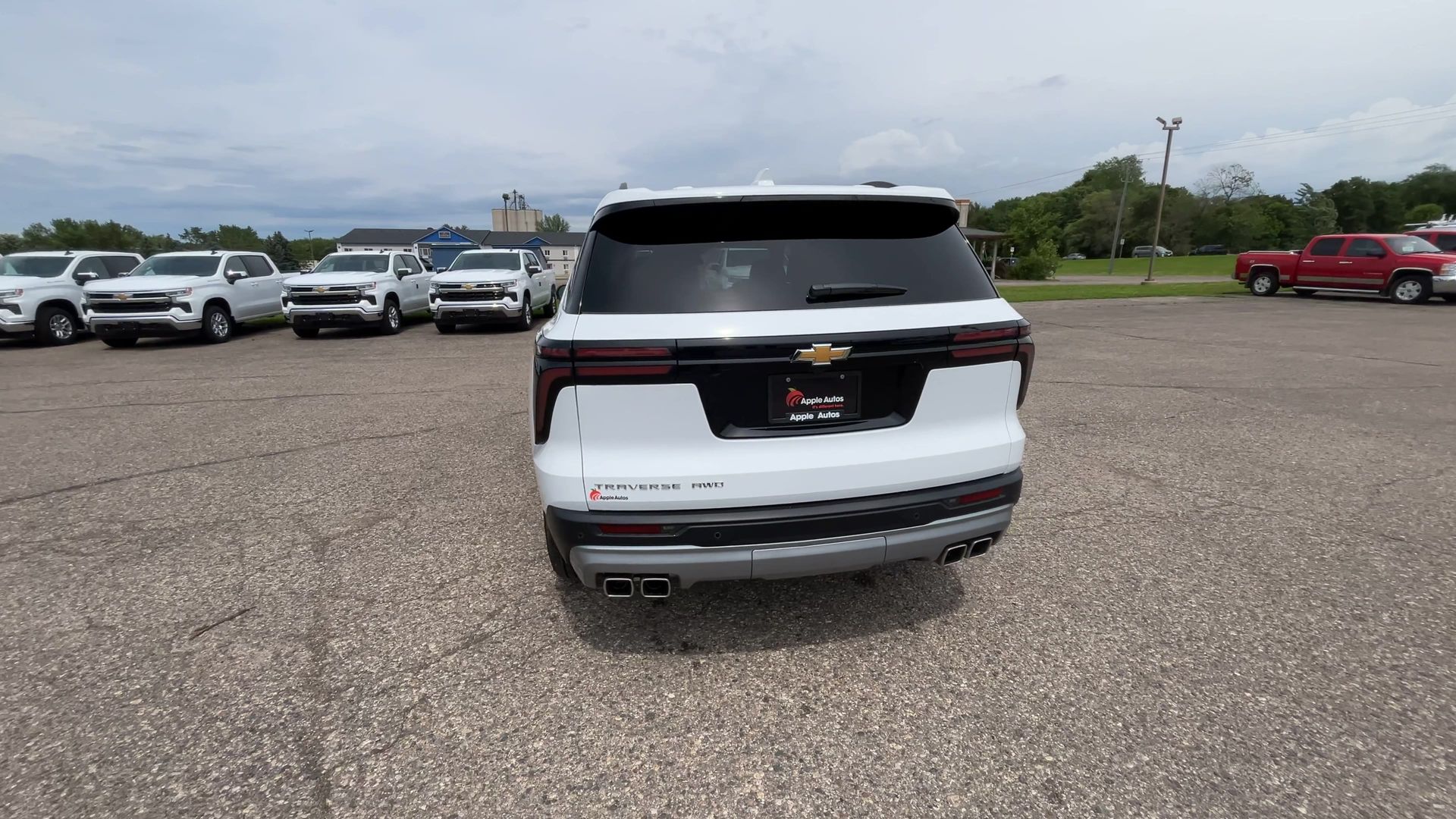 2025 Chevrolet Traverse photo 30