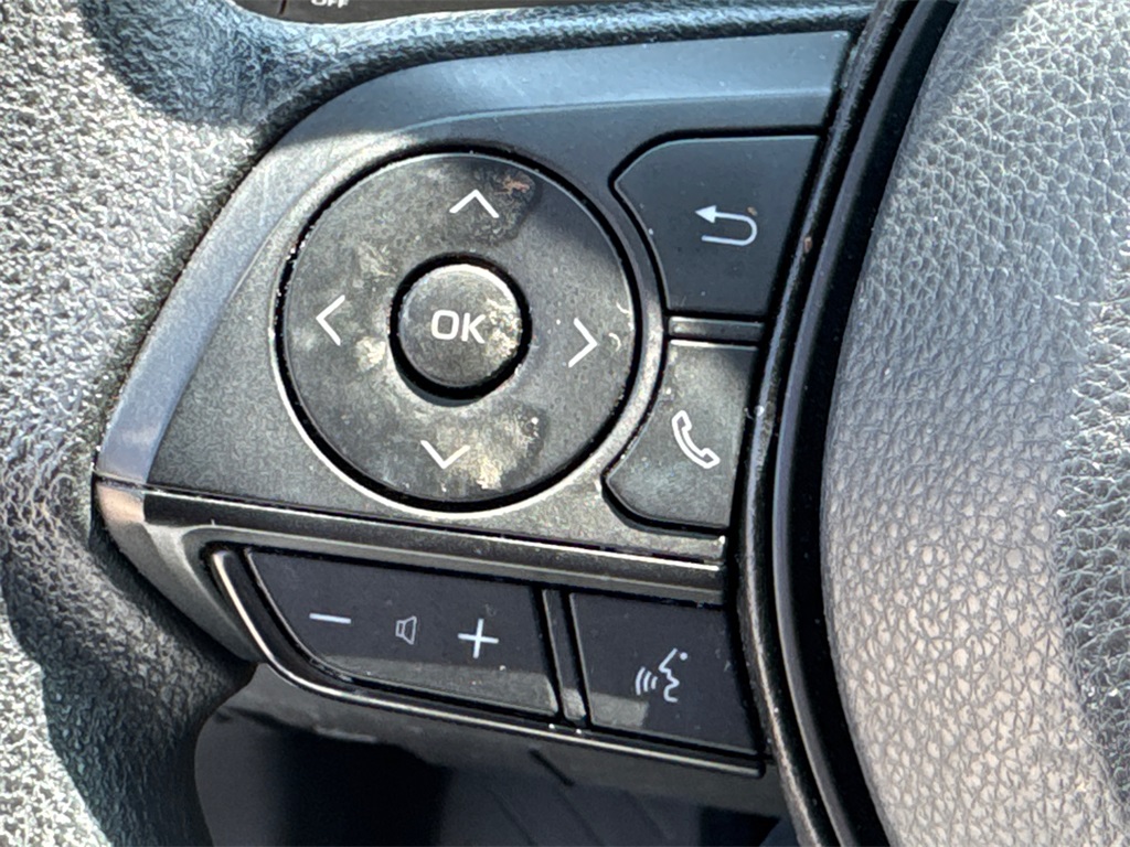 2022 Toyota RAV4 XLE photo 23