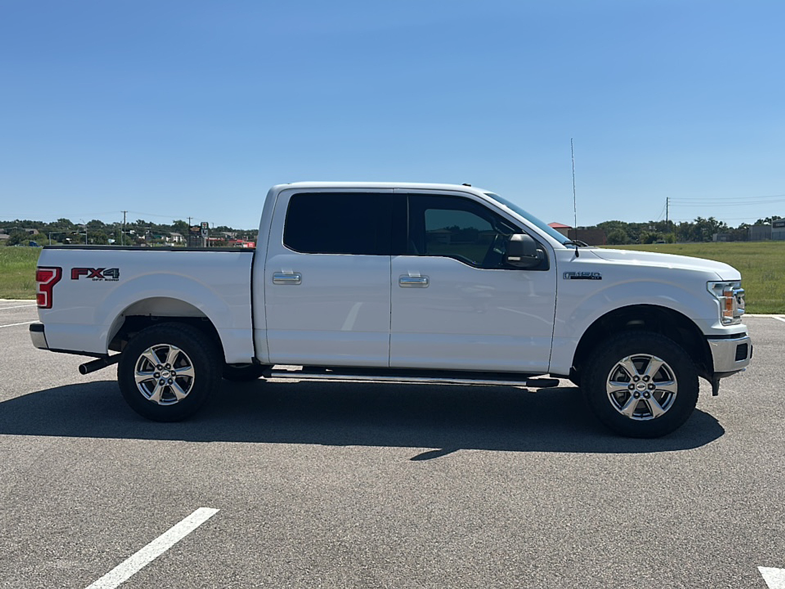 2018 Ford F-150 XLT photo 4