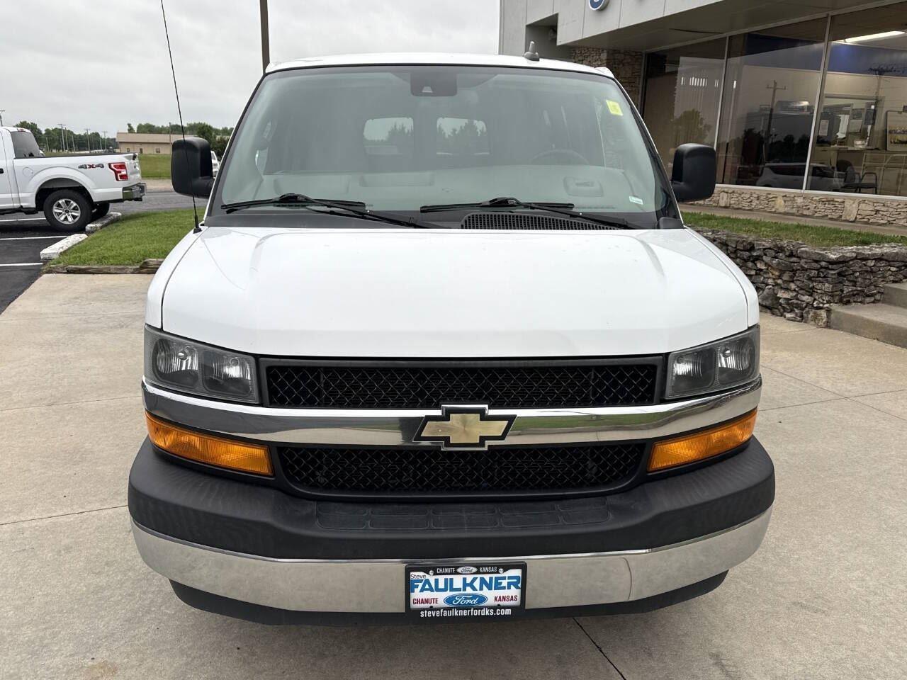 2020 Chevrolet Express 2500 LT Passenger Van photo 2