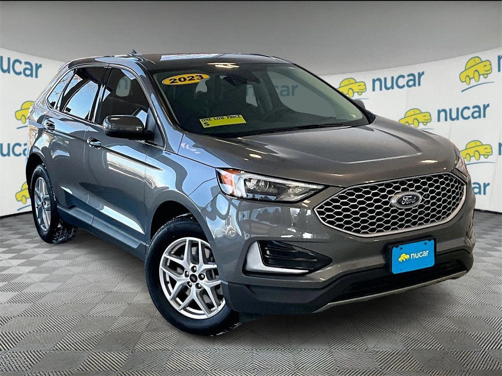 2023 Ford Edge SEL's photo