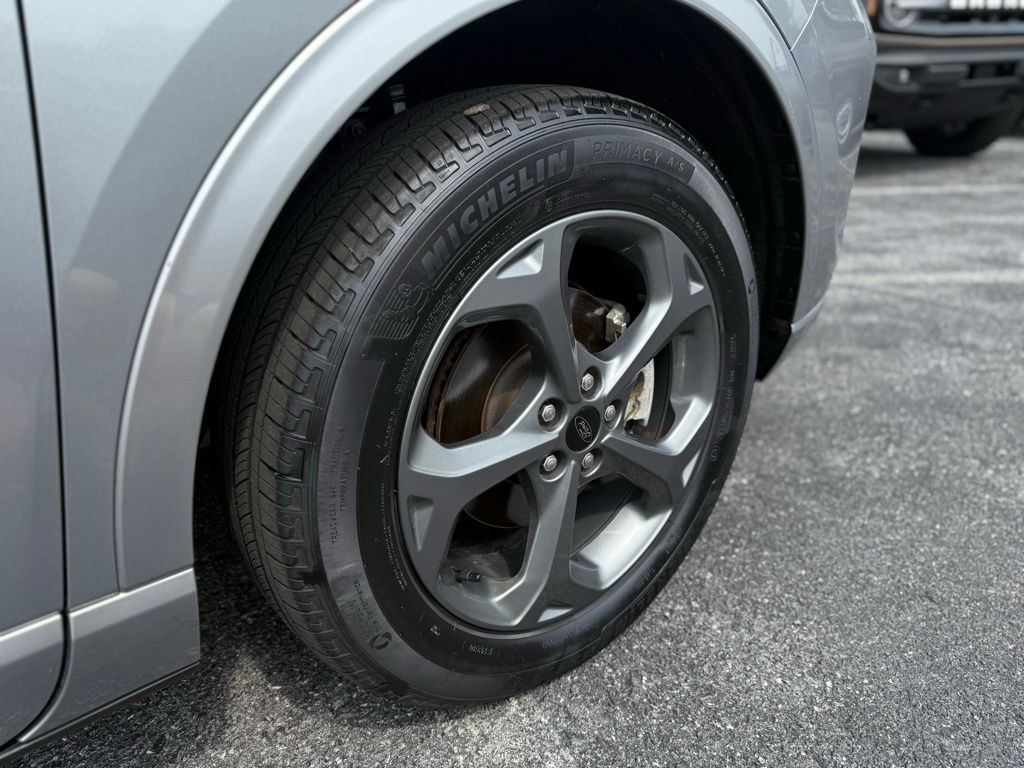 2023 Ford Escape ST-Line photo 9