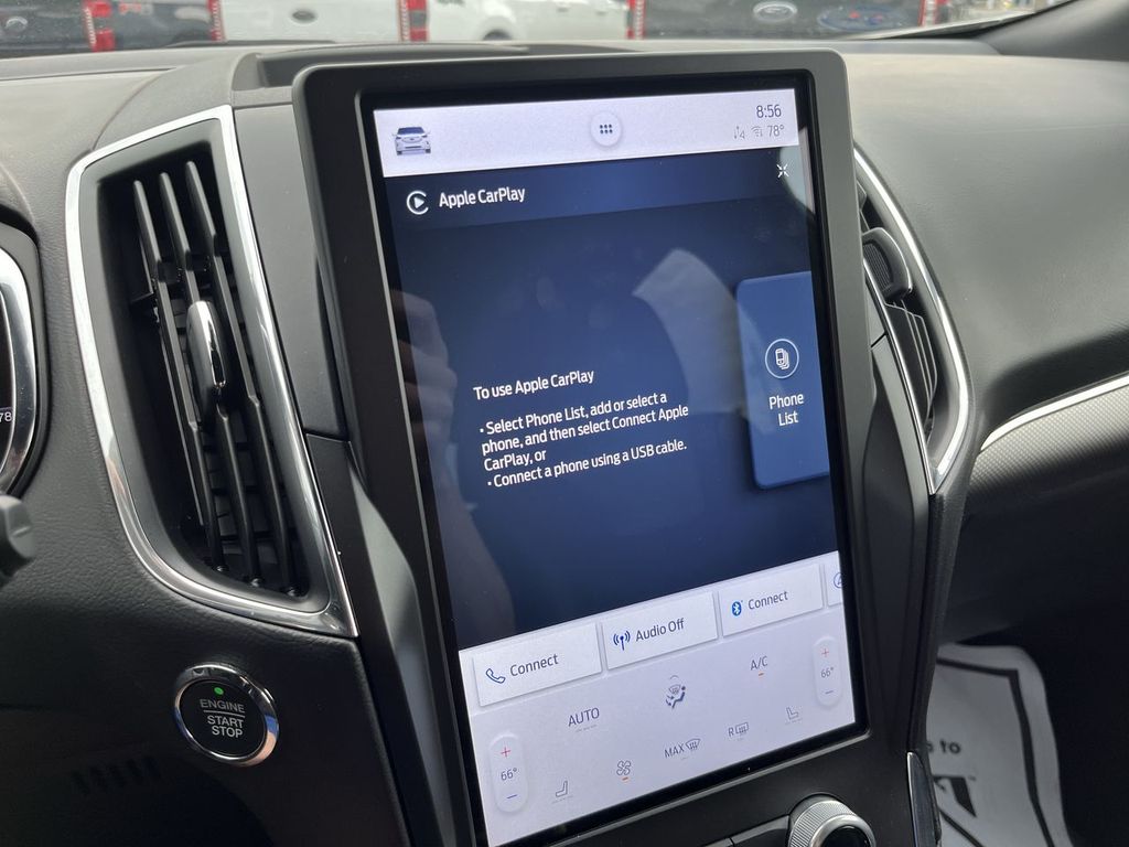 2021 Ford Edge ST photo 16