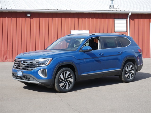 2025 Volkswagen Atlas SEL photo 3