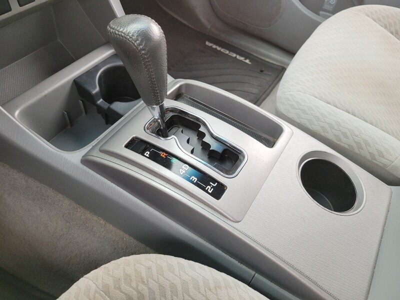 2011 Toyota Tacoma Double Cab V6 PreRunner photo 24
