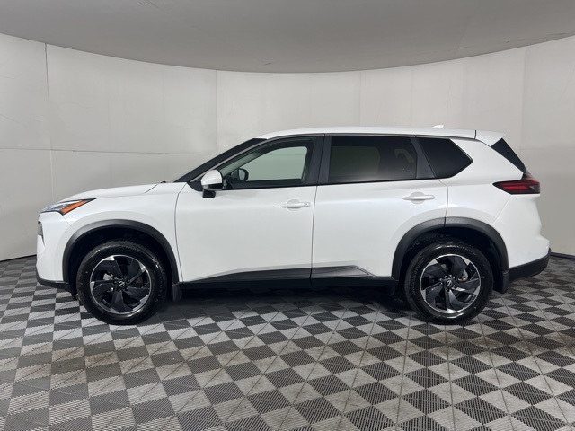 2025 Nissan Rogue SV photo 21