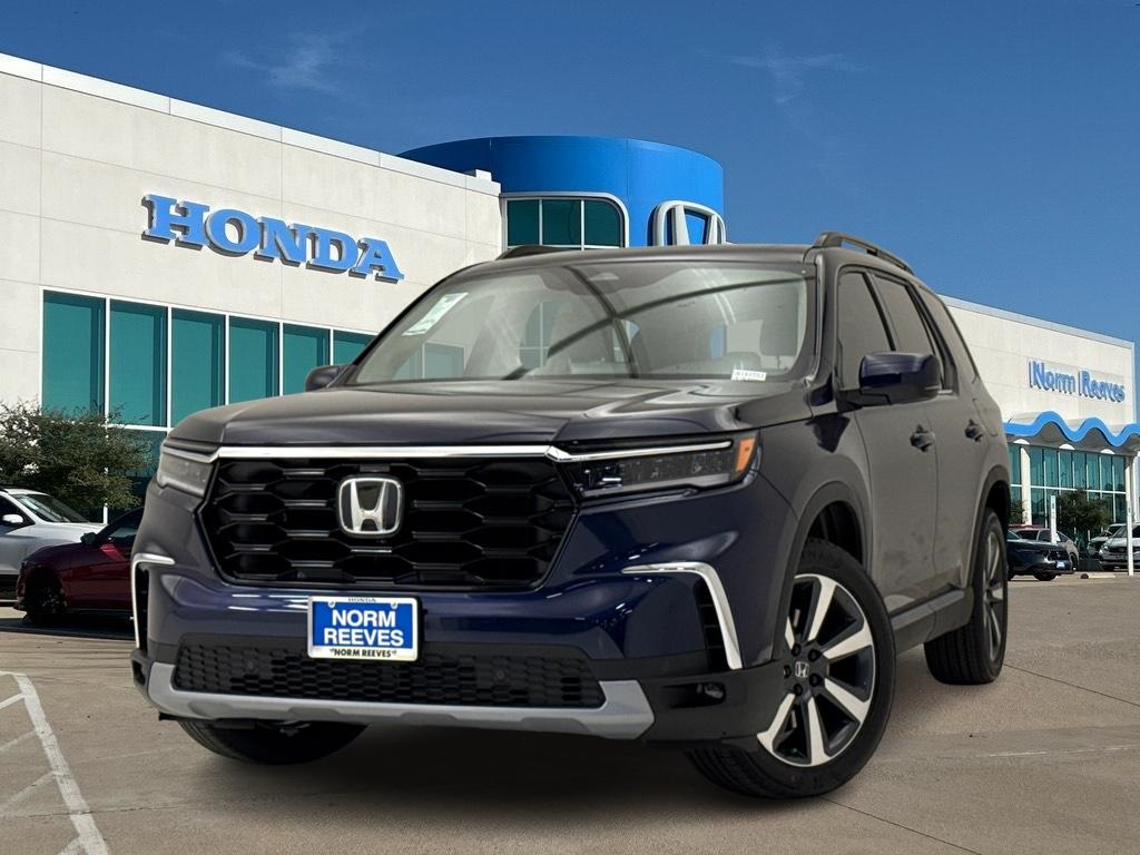 2025 Honda Pilot Touring's photo