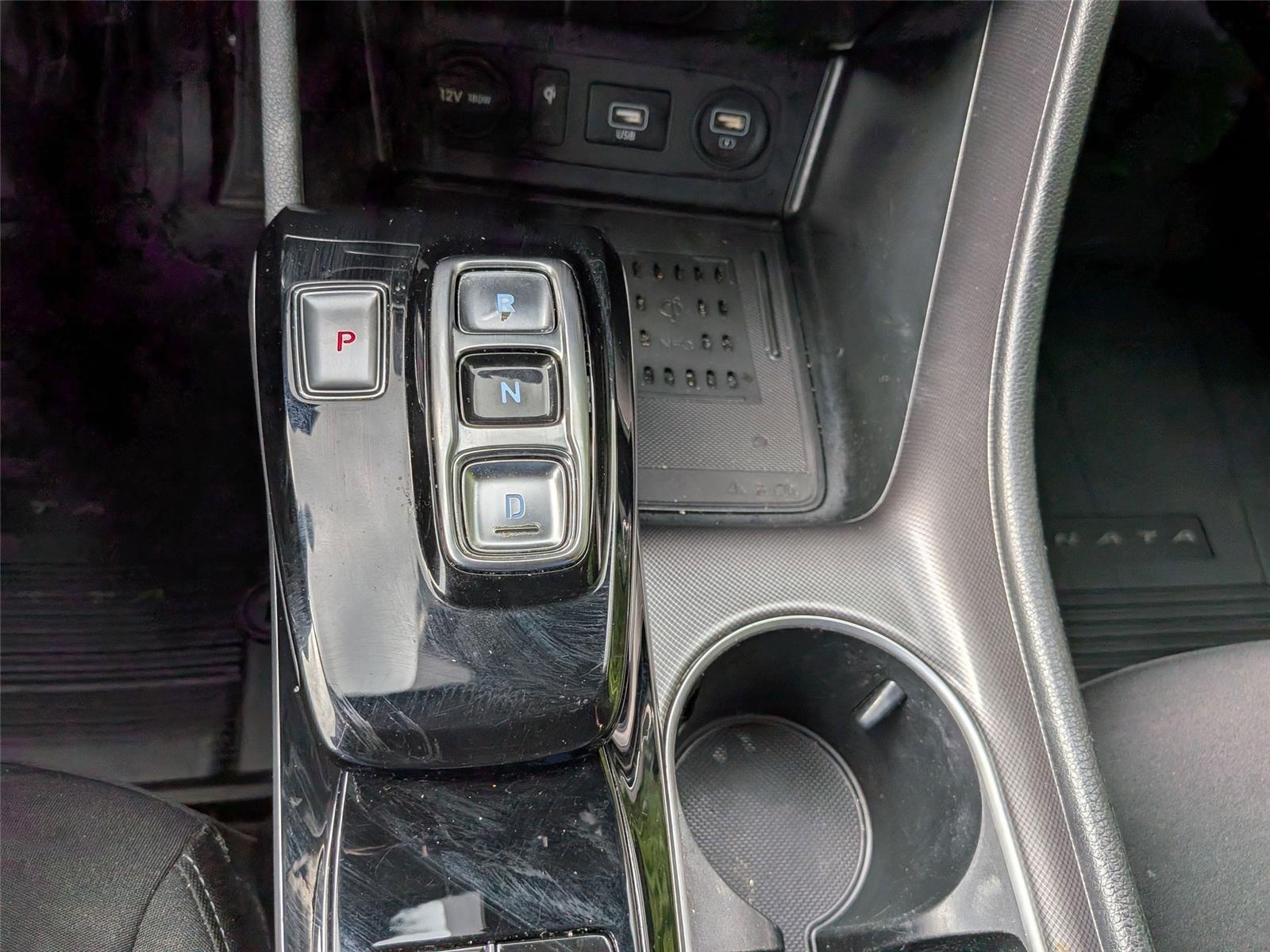 2022 Hyundai Sonata SEL photo 24