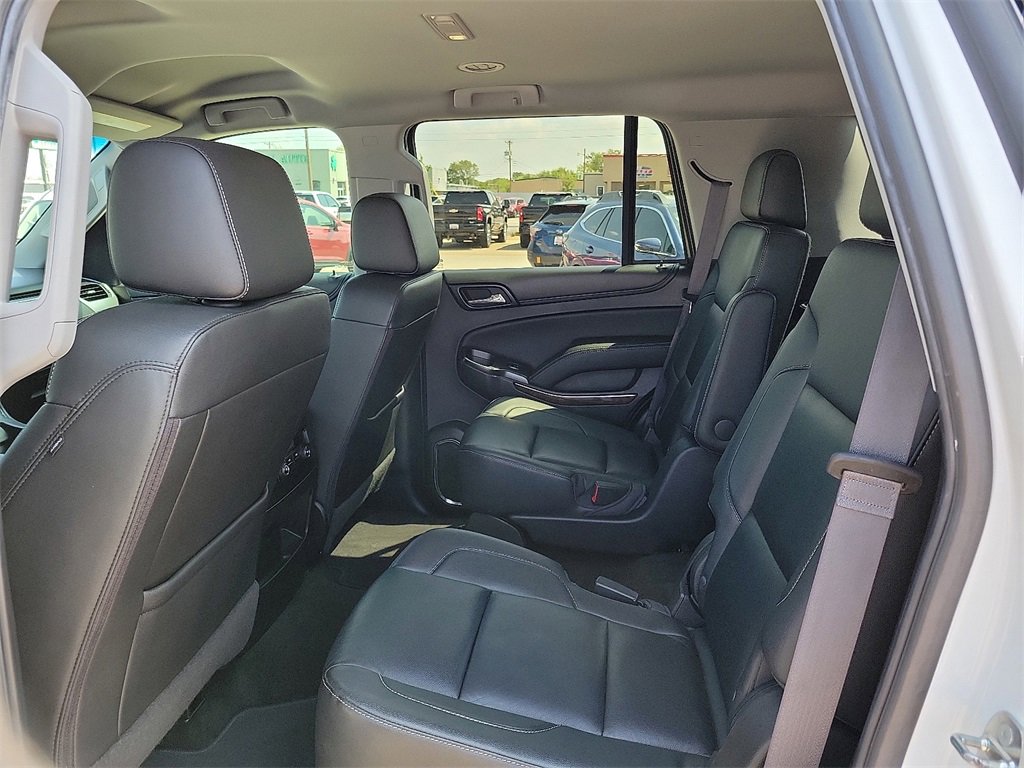 2017 Chevrolet Tahoe LT photo 16