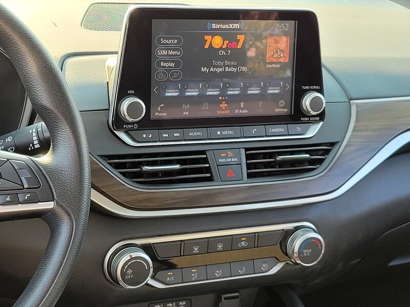 2023 Nissan Altima 2.5 SV photo 20