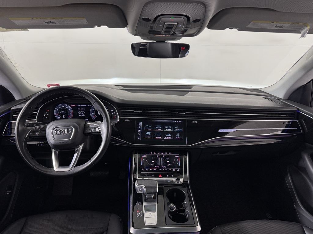 2020 Audi Q8 55 Prestige photo 9