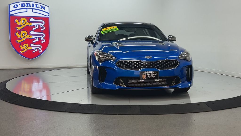2018 Kia Stinger GT2 photo 2