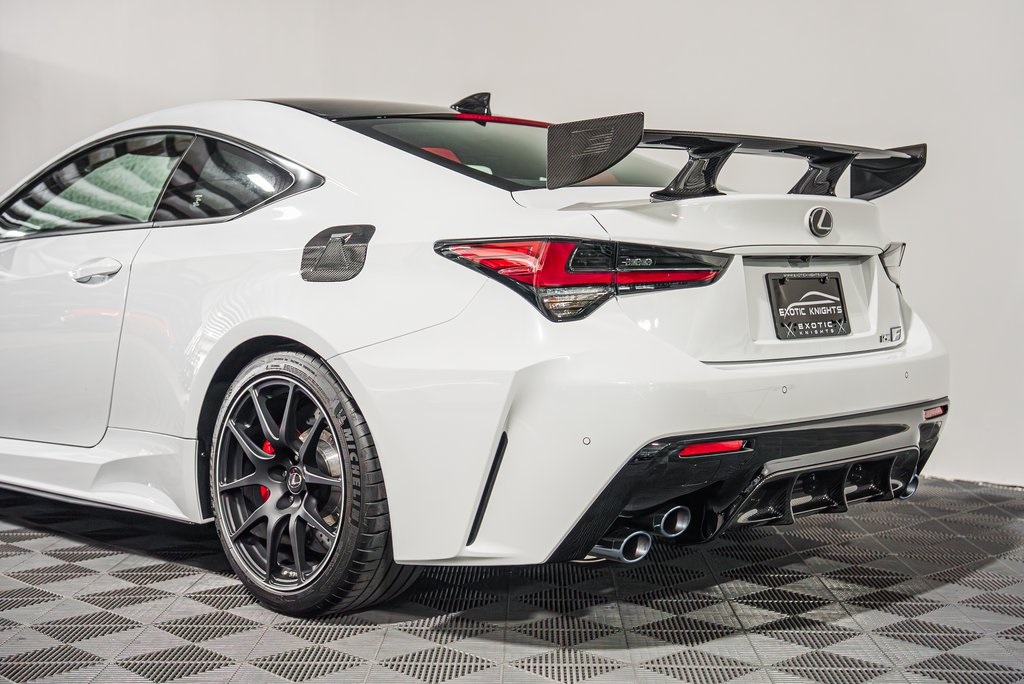 2020 Lexus RC F photo 16