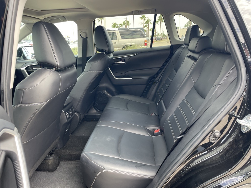 2024 Toyota RAV4 XLE Premium photo 16