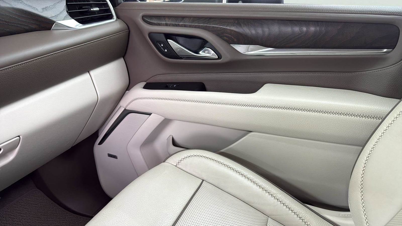 2021 Gmc Yukon Denali photo 23