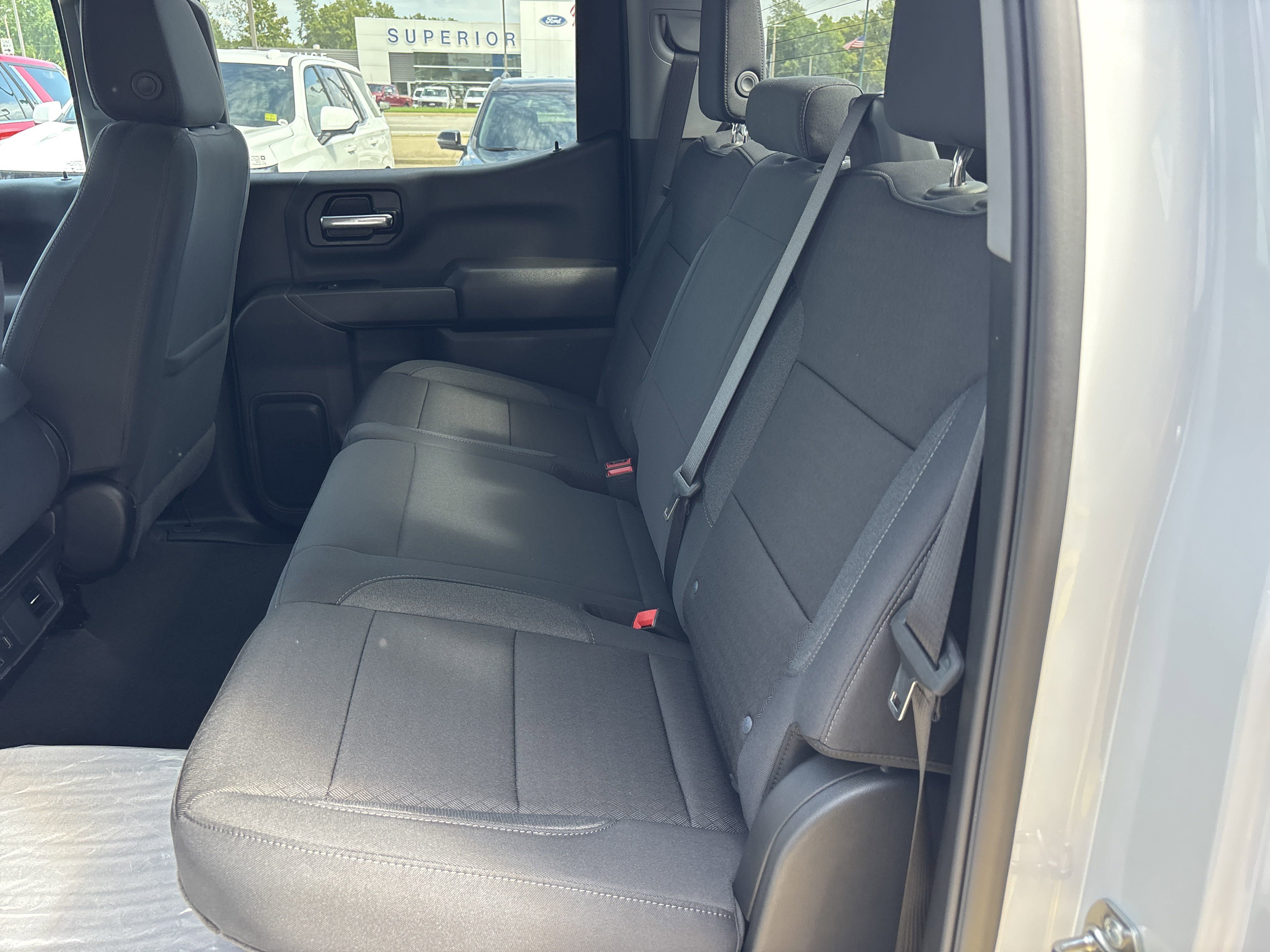 2025 Chevrolet Silverado 1500 Custom Trail Boss photo 7