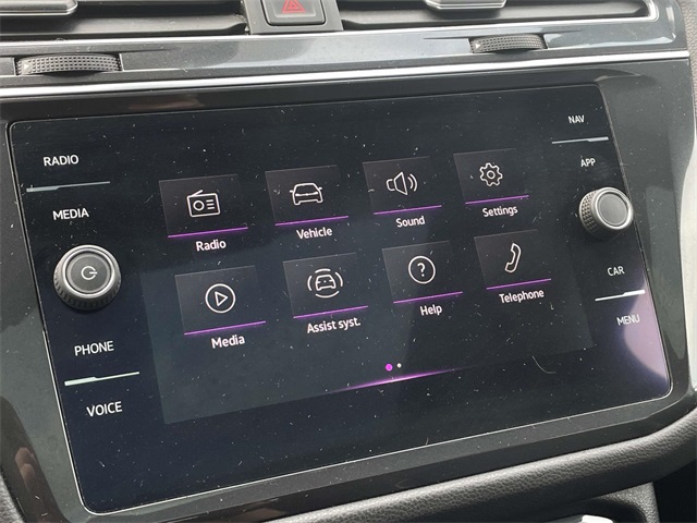 2022 Volkswagen Tiguan SEL Premium R-Line photo 19