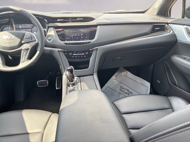 2022 Cadillac XT5 Sport photo 11
