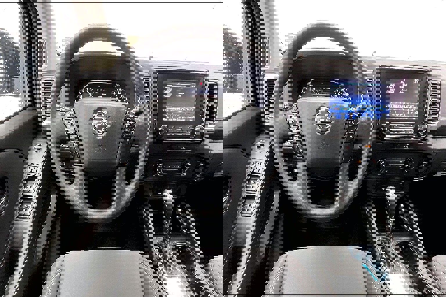 2022 Nissan Frontier SV photo 4