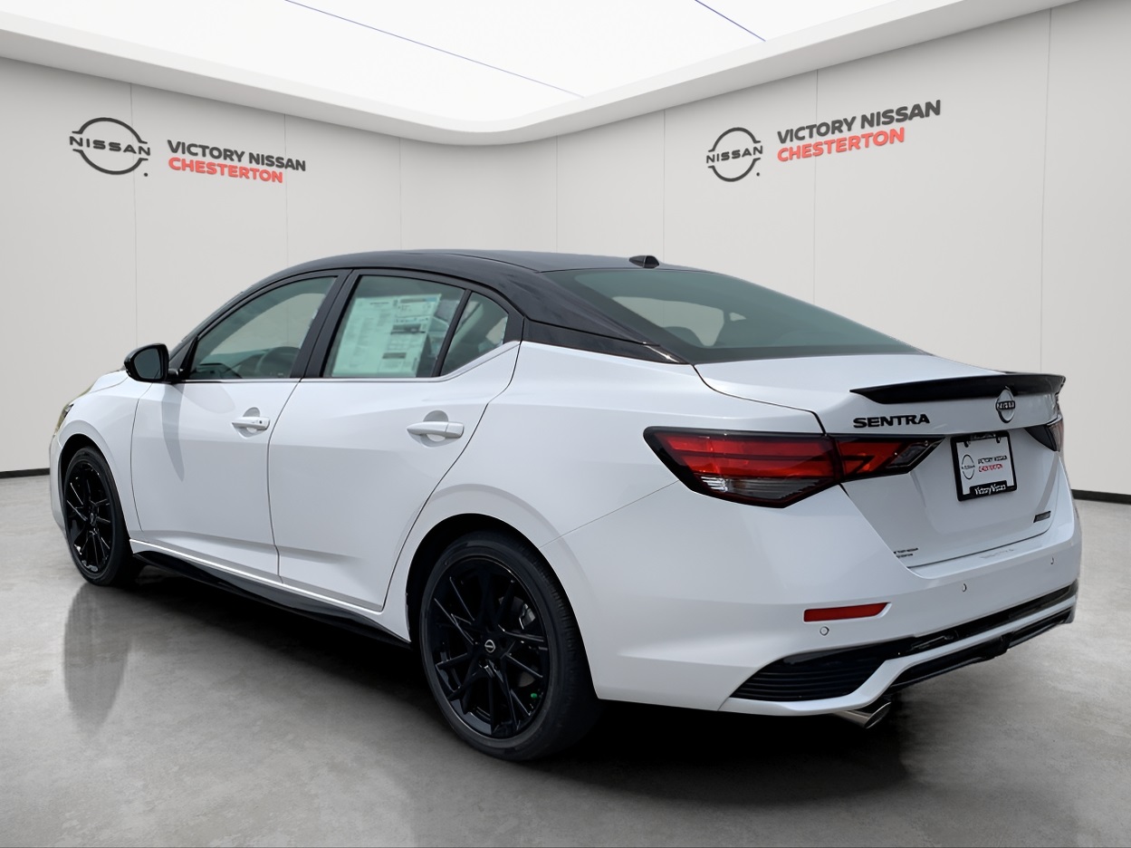 2025 Nissan Sentra SR Midnight Edition photo 3